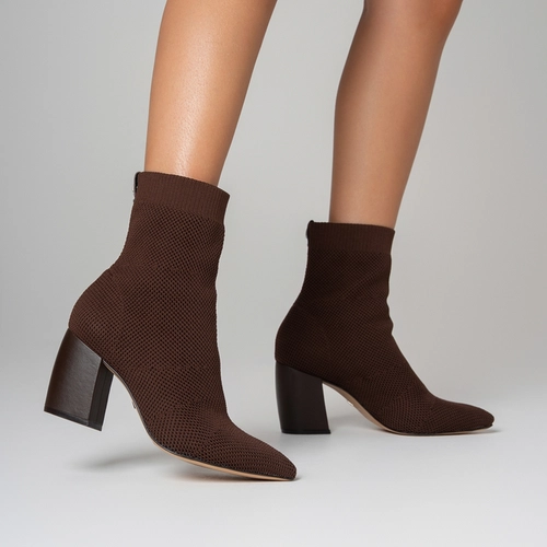 Bota Meia Salto Bloco Alto Knit Marrom Dark Brown