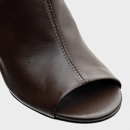 Sandal Boot Clássic Salto Bloco Marrom Dark Brown