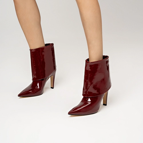 Bota Capa Salto Fino Couro Verniz Vinho Mahogany