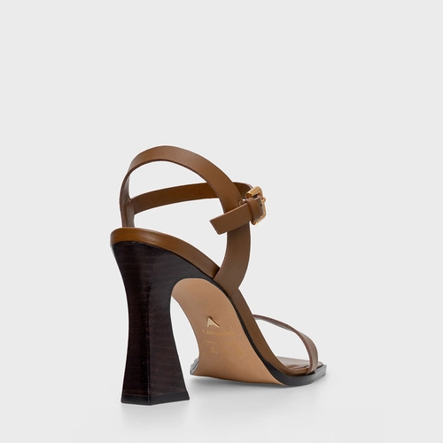 Sandália Basic Salto Bloco Wave Couro Marrom Saddle