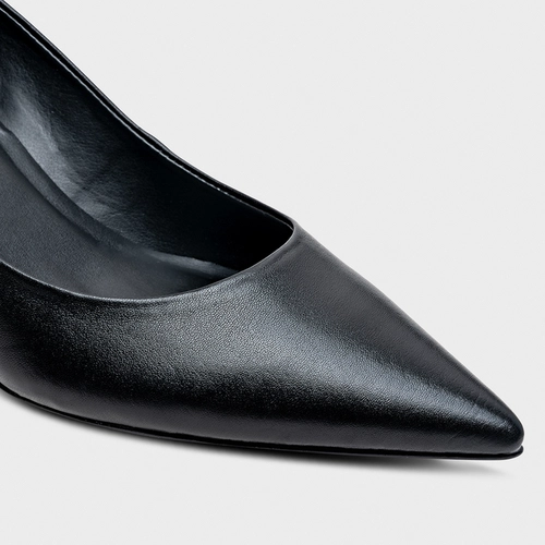 Scarpin Valentina Salto Fino Couro Preto