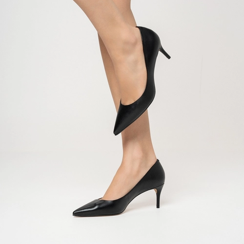 Scarpin Valentina Salto Fino Couro Preto