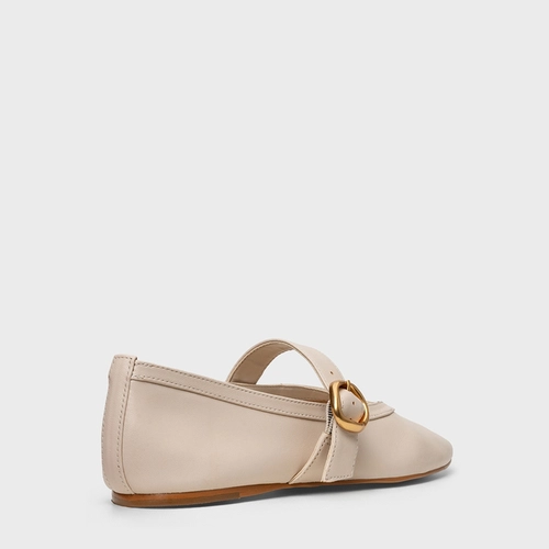 Sapatilha Essential Fivela Couro Off White Cotton