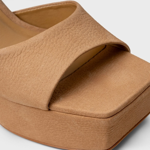 Sandália Plataforma Basic Couro Nobuck Bege Toffee