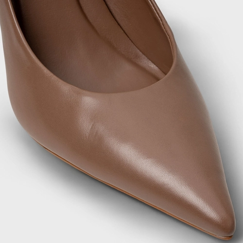 Scarpin Unique Salto Fino Couro Marrom Mocha