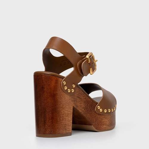 Sandália Plataforma Wood Studs Couro Marrom Saddle