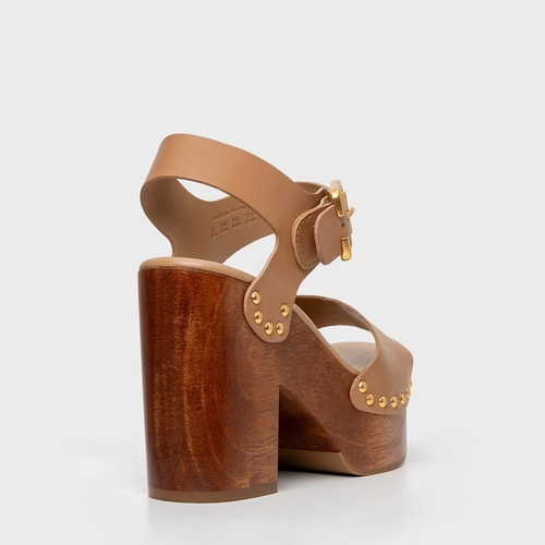 Sandália Plataforma Wood Studs Couro Bege Cookie
