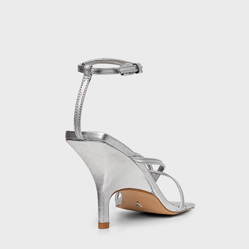 Sandália Slim Salto Fino Couro Metalizado Prata