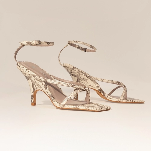 Sandália Slim Salto Fino Couro Python Animal Print Gray