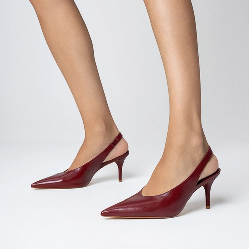 Scarpin Slingback Essential Salto Fino Couro Vinho Merlot