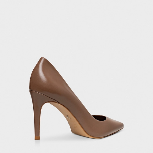 Scarpin Beatriz Salto Fino Couro Marrom Mocha