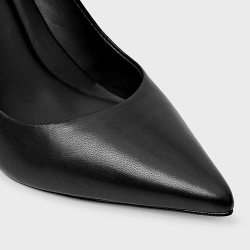 Scarpin Beatriz Salto Fino Couro Preto
