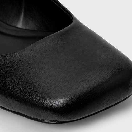 Sapatilha Slingback Buckle Bico Quadrado Couro Preto