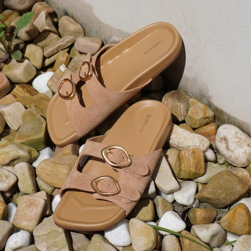 Flat Slide Buckle Couro Suede Bege Toffee