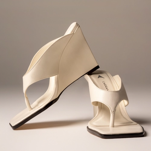 Open Mule Thong Anabela Couro Off White Milk