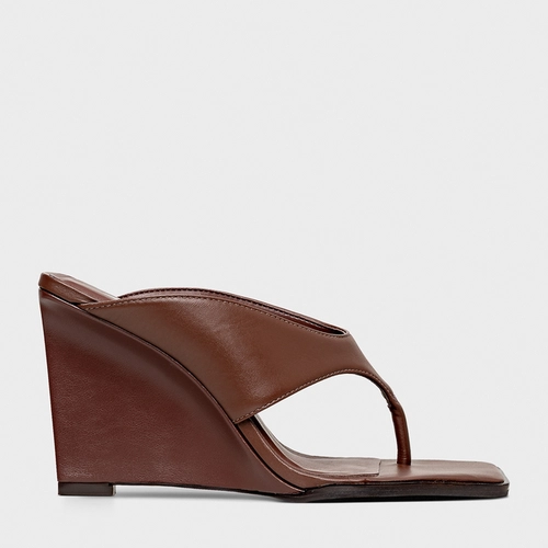 Open Mule Thong Anabela Couro Marrom Brunette