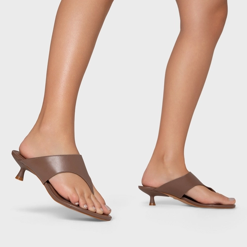 Open Mule Thong Bold Couro Marrom Mocha