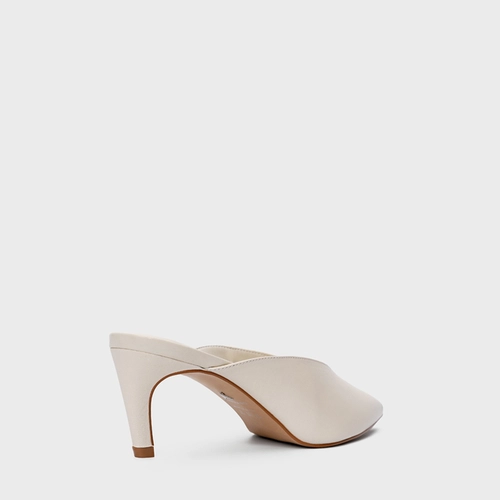 Mule Basic Salto Fino Couro Off White Milk