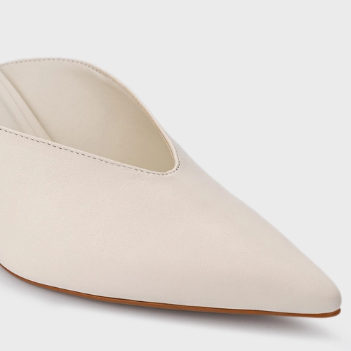Mule Basic Salto Fino Couro Off White Milk