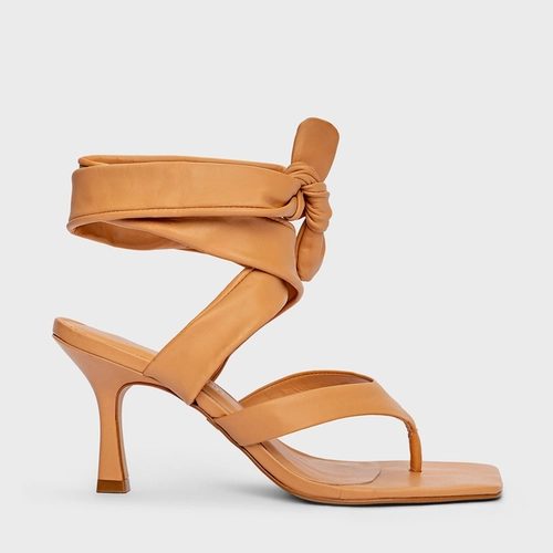 Sandália Thong Maxi Lace Up Salto Fino Couro Bege Biscuit