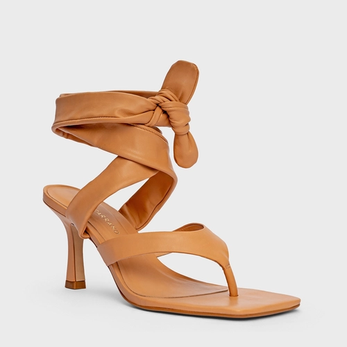 Sandália Thong Maxi Lace Up Salto Fino Couro Bege Biscuit