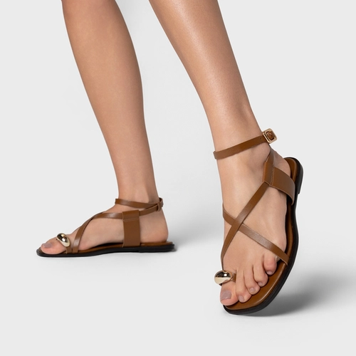 Sandália Flat Iconic Couro Marrom Saddle