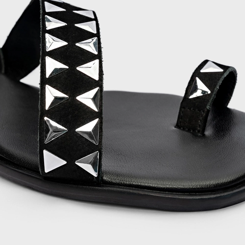 Sandália Flat Tachas Couro Nobuck Preto