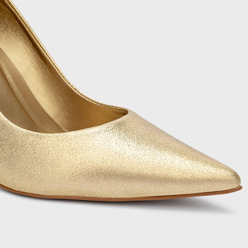 Scarpin Beatriz Salto Fino Metalizado Dourado
