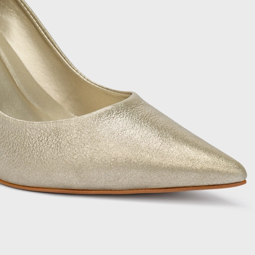 Scarpin Beatriz Salto Fino Couro Metallic Champagne