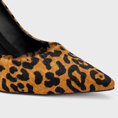 Scarpin Beatriz Salto Fino Pelo Animal Print Beaver