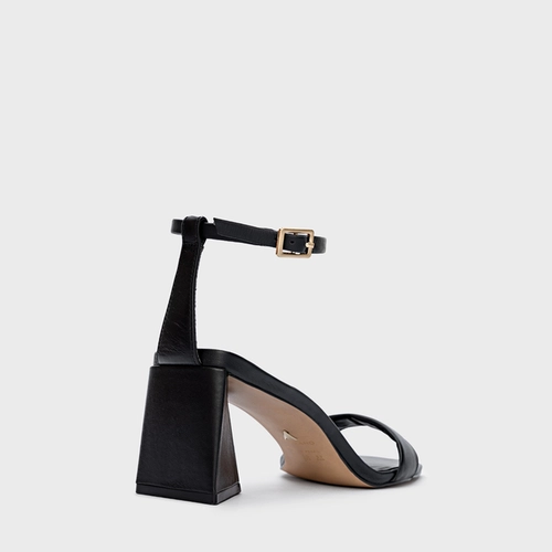 Sandália Holiday Salto Triangle Couro Preto