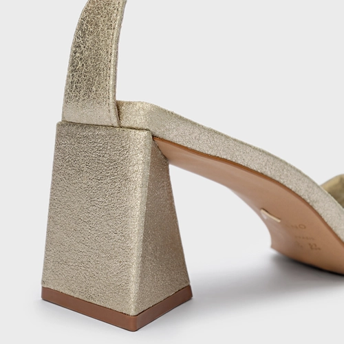Sandália Holiday Salto Triangle Couro Metallic Champagne
