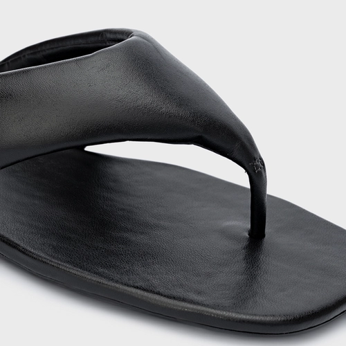Flat Thong Couro Preto