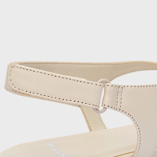 Sapatilha Cut Couro Off White Lait