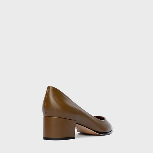 Scarpin Charlotte Salto Bloco Couro Marrom Alce