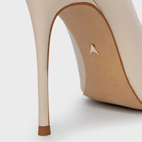 Scarpin Loretta Salto Fino Couro Off White Cotton