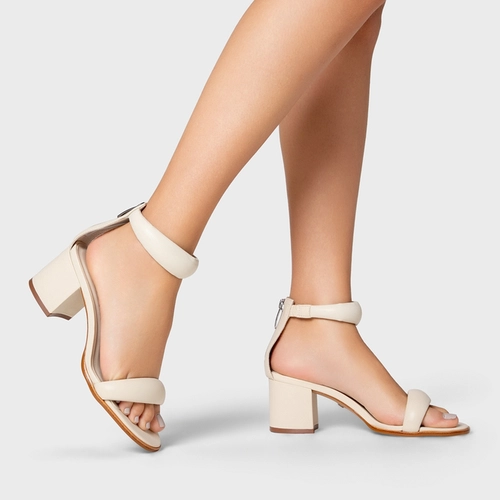Sandália Puffy Tiras Salto Bloco Couro Off White Egg Shell