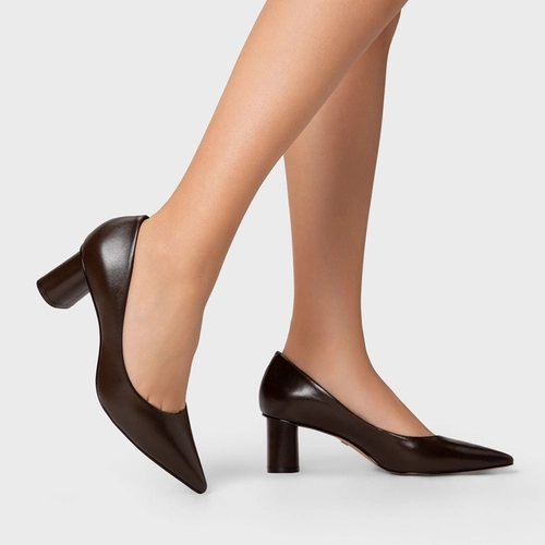 Scarpin Felícia Salto Oval Couro Marrom Dark Brown