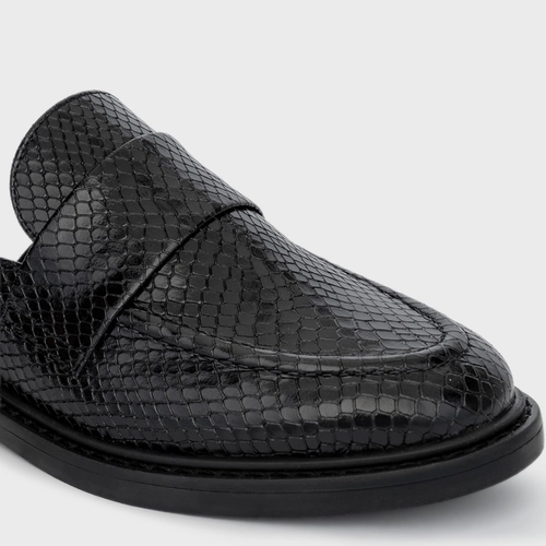 Mule Flat Clássic Couro Snake Preto