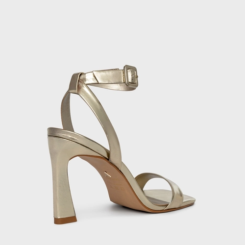 Sandália Classic Salto Yve Couro Metalizado Dourado
