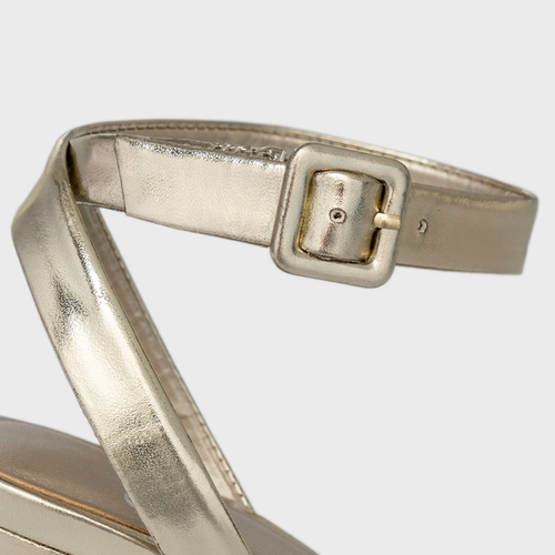 Sandália Classic Salto Yve Couro Metalizado Dourado