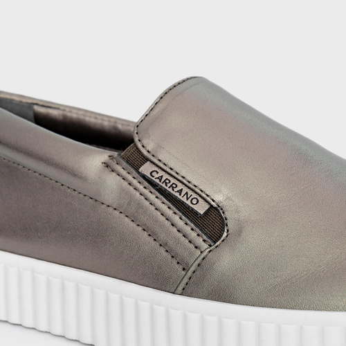 Tênis Slip On Kicks Couro Metalizado Pewter