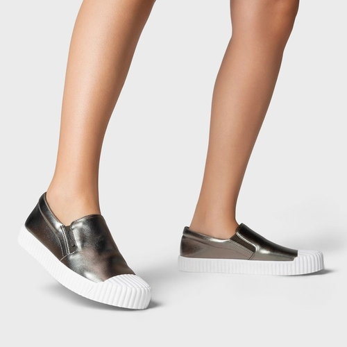 Tênis Slip On Kicks Couro Metalizado Pewter