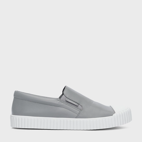 Tênis Slip On Kicks Couro Cinza Loutre