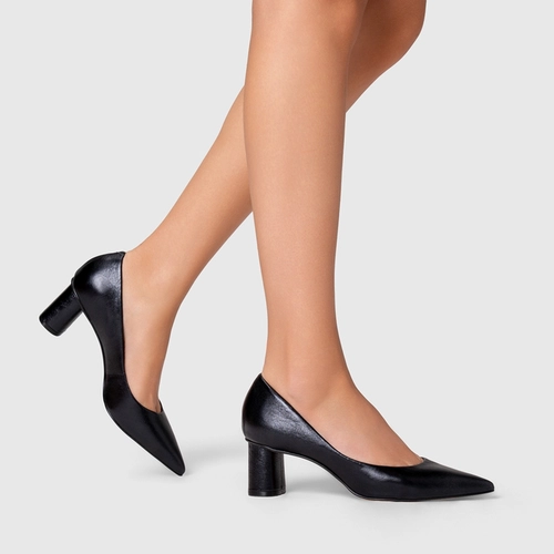 Scarpin Felícia Salto Oval Couro Metalizado Preto
