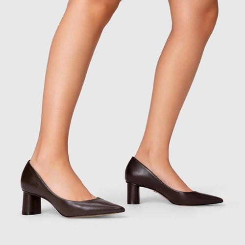 Scarpin Felícia Salto Oval Couro Marrom Coconut