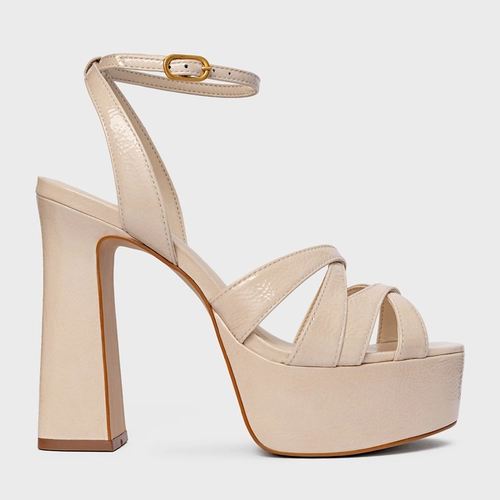 Sandália Plataforma Tiras Cruzadas Couro Verniz Off White Cotton