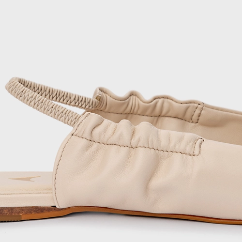 Sapatilha Slingback Drape Couro Off White Cotton