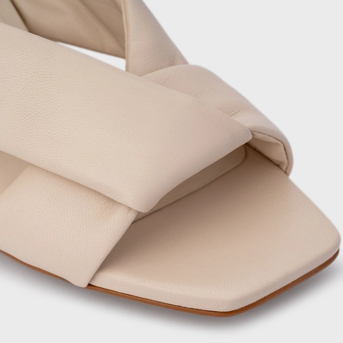 Open Mule Tiras Puffy Salto Fino Couro Off White Cotton