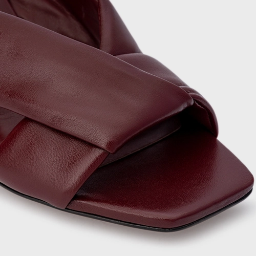 Open Mule Tiras Puffy Salto Fino Couro Vinho Mahogany